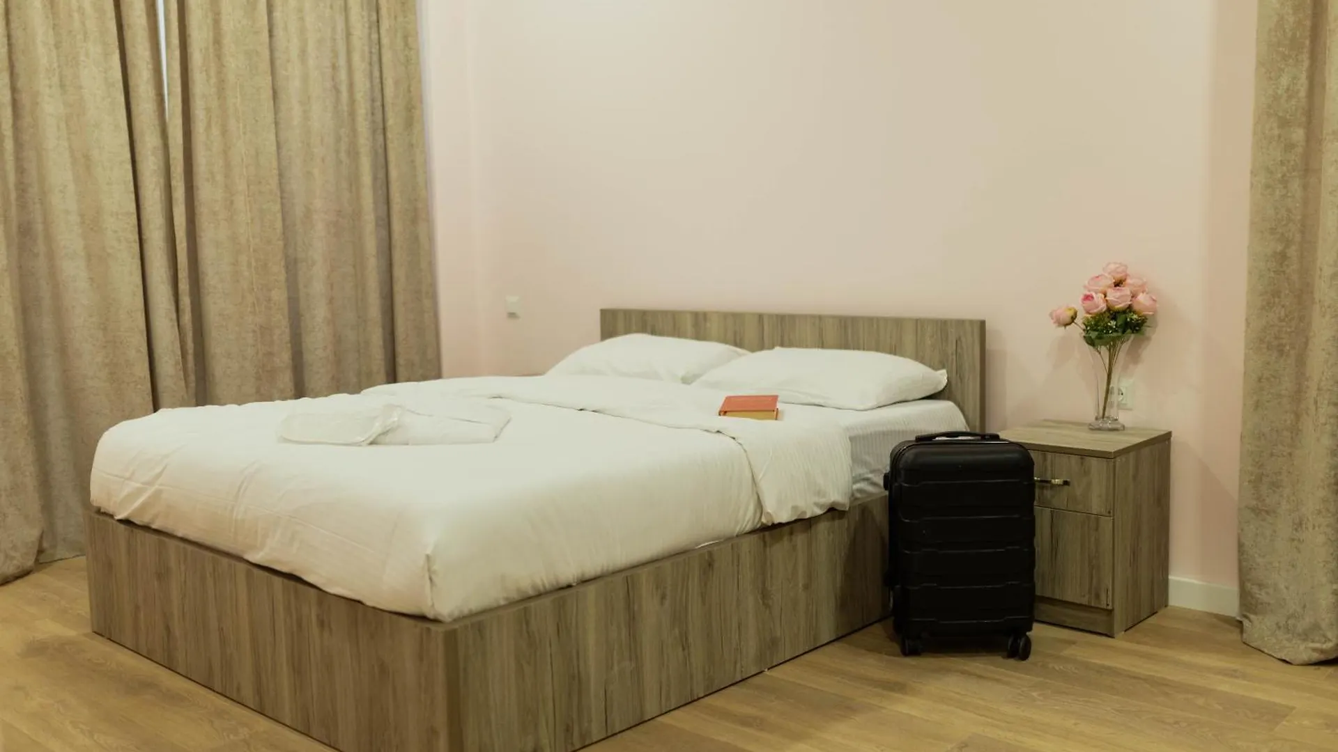 מלון דירות טביליסי Panorama Hills Apart-Hotel